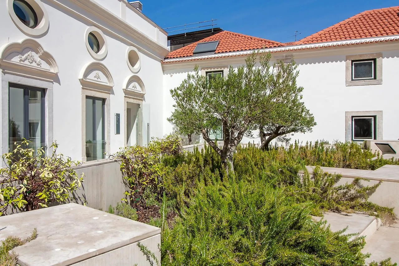 Lisbon Palace Apartment